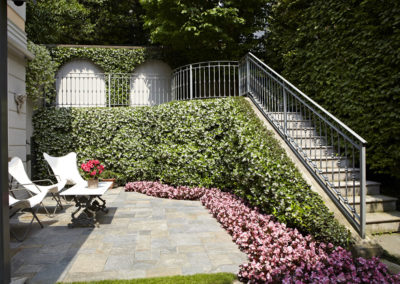 private garden rattiflora